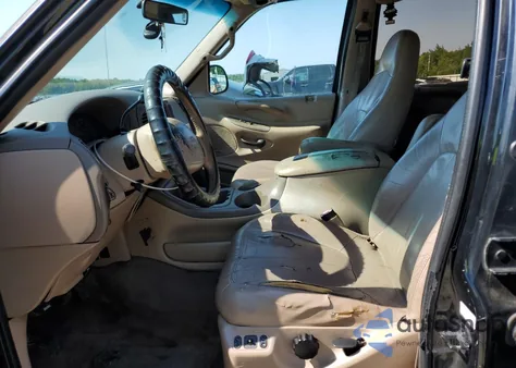 1997 Ford Expedition z USA, uszkodzony, nr VIN 1FMFU18L0VLA89900